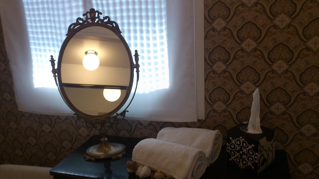 Chambres D'Hotes La Fontaine Espalion Rum bild